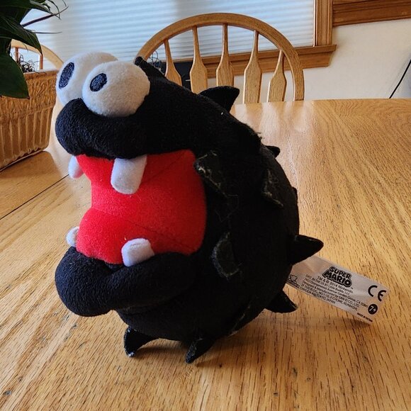 Super Mario Bros. Fuzzy Little Buddy Plushie Toy - Picture 7 of 12